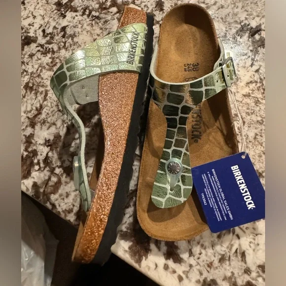 Birkenstock Sandals 💚 - Picture 8 of 11